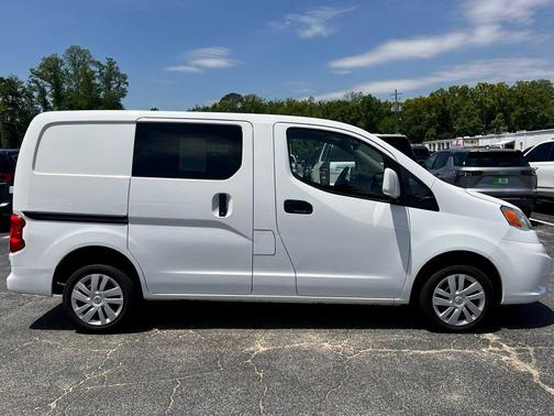 Cloud White 2021 Nissan NV200 SV