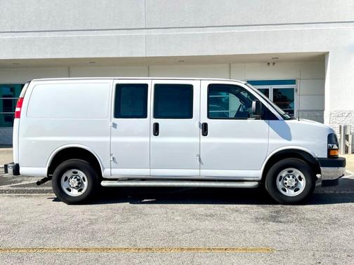 2024 Chevrolet Express 2500 Work Van