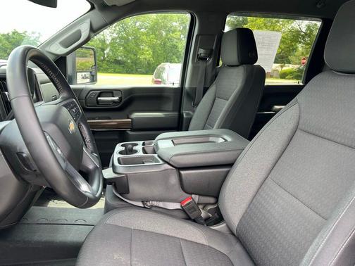 Summit White 2023 Chevrolet Silverado 2500 LT