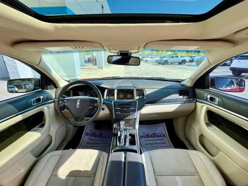 2015 Lincoln MKS Base