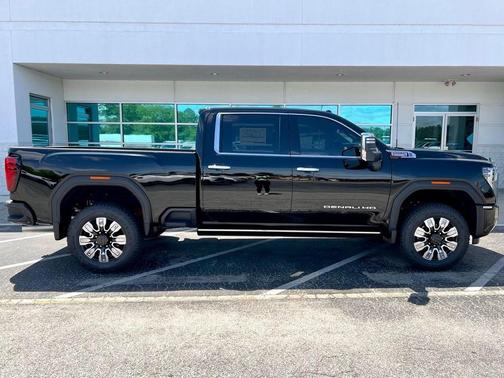 Onyx Black 2026 GMC Sierra 3500 Denali