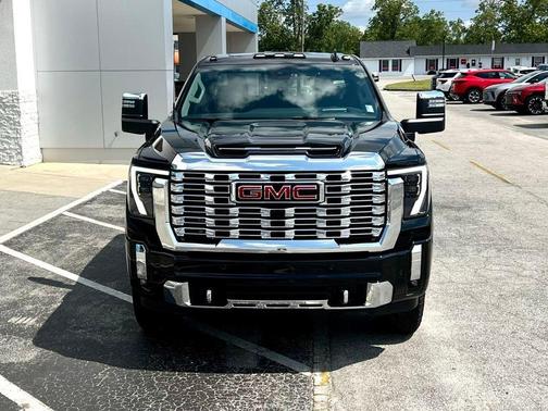 2025 GMC Sierra 2500 Denali