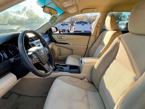 2016 Toyota Camry XLE