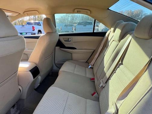 2016 Toyota Camry XLE