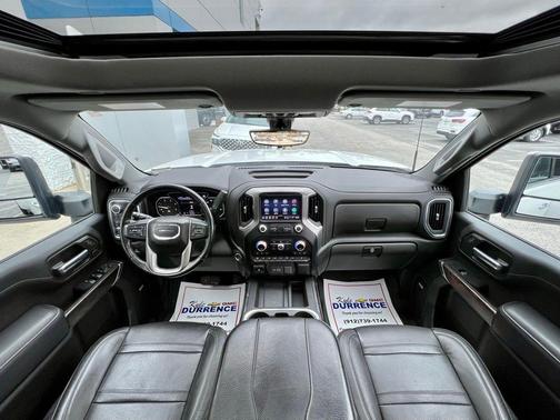 2023 GMC Sierra 3500 Denali