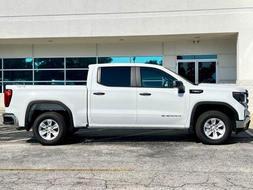 2025 GMC Sierra 1500 Pro