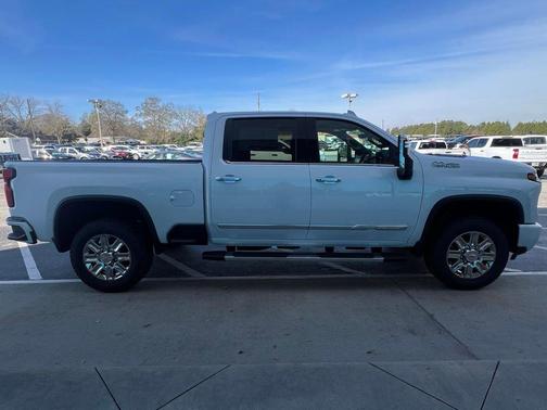 2026 Chevrolet Silverado 2500 High Country