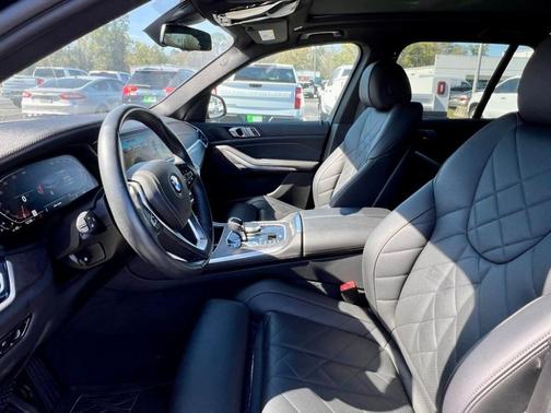 2023 BMW X5 sDrive40i