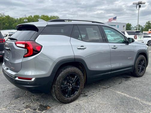 Sterling 2024 GMC Terrain AT4