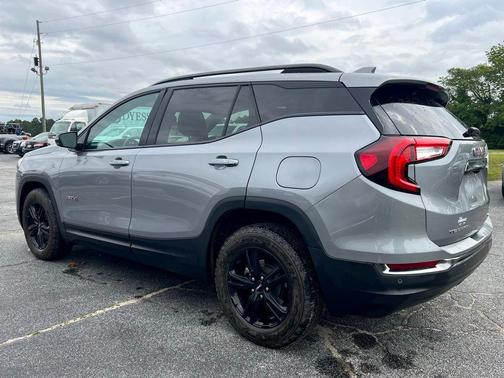 Sterling 2024 GMC Terrain AT4
