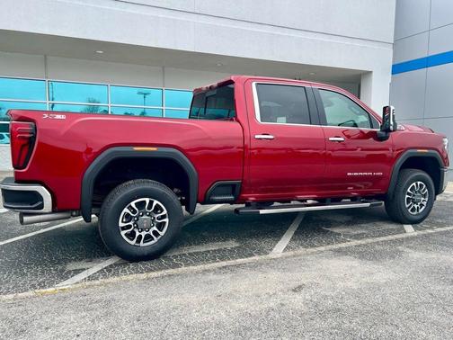 2026 GMC Sierra 2500 SLT