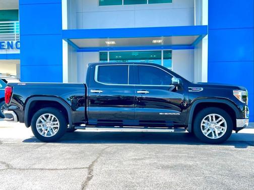 2022 GMC Sierra 1500 Limited SLT