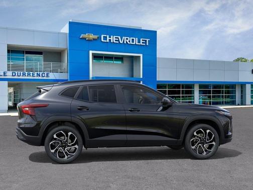 Mosaic Black Metallic 2026 Chevrolet Trax 2RS