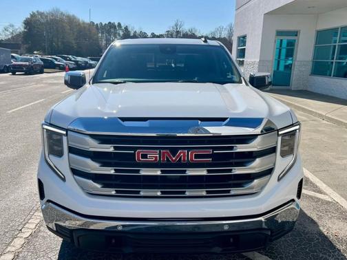 Summit White 2026 GMC Sierra 1500 SLE