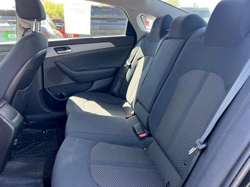 Phantom Black 2018 Hyundai SONATA SE
