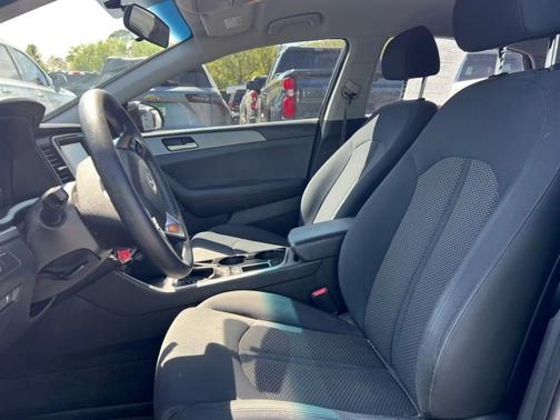 Phantom Black 2018 Hyundai SONATA SE