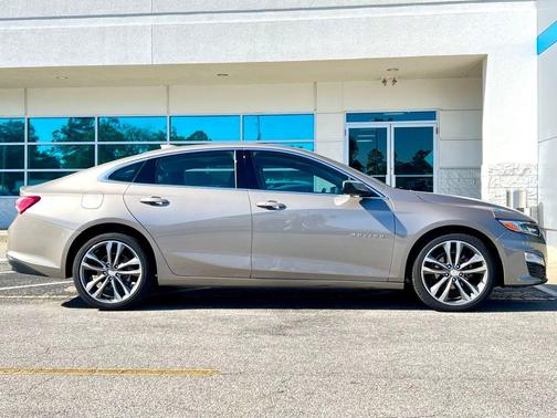 2024 Chevrolet Malibu 2LT