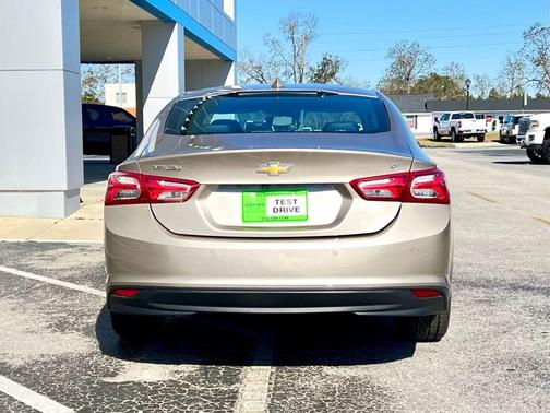 2024 Chevrolet Malibu 2LT