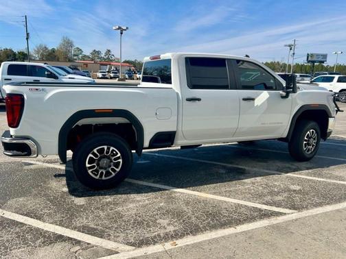 2022 GMC Sierra 2500 Pro