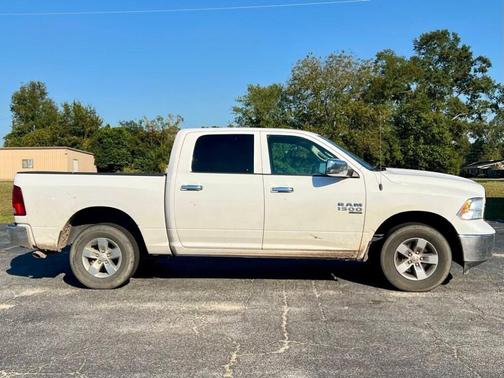 2022 RAM 1500 Classic SLT