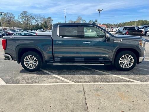 2022 GMC Sierra 1500 Limited SLT