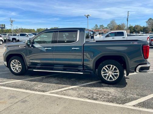 2022 GMC Sierra 1500 Limited SLT