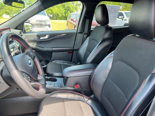 Gray Metallic 2025 Ford Escape ST-Line
