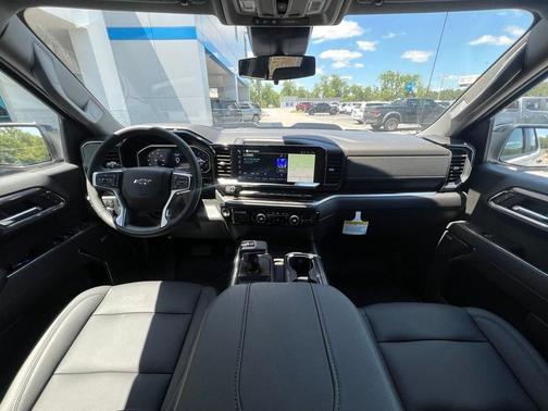 Summit White 2026 Chevrolet Silverado 1500 LT Trail Boss