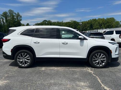 Summit White 2025 Buick Enclave Preferred