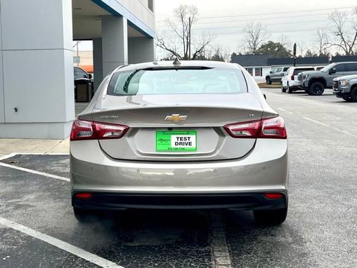 2024 Chevrolet Malibu 2LT