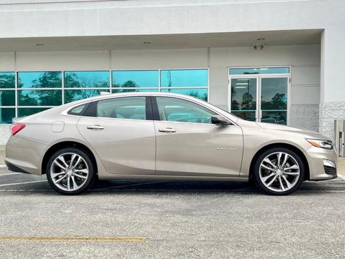 2024 Chevrolet Malibu 2LT