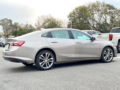 2024 Chevrolet Malibu 2LT