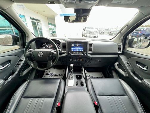 2024 Nissan Frontier SL