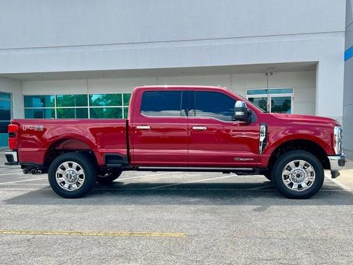 2025 Ford F-250 Lariat