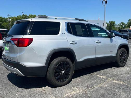 Quicksilver Metallic 2019 GMC Acadia SLE-2