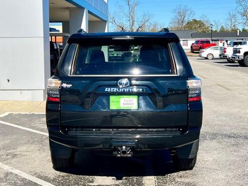 2024 Toyota 4Runner SR5