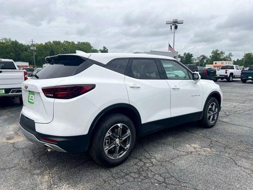 Summit White 2025 Chevrolet Blazer LT