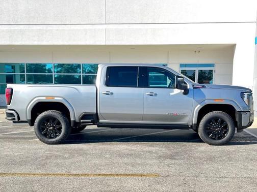 2026 GMC Sierra 2500 AT4