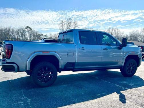 2024 GMC Sierra 2500 AT4