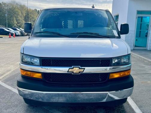2024 Chevrolet Express 2500 Work Van