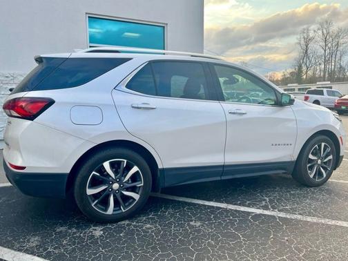 2023 Chevrolet Equinox Premier