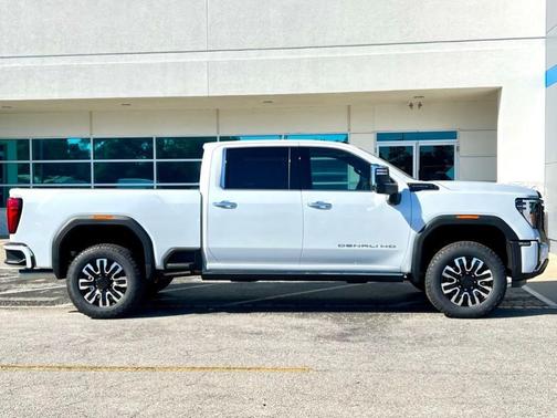 2026 GMC Sierra 2500 Denali Ultimate