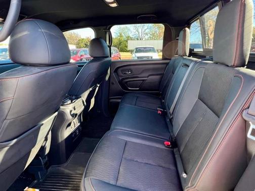 2024 Nissan Titan PRO-4X