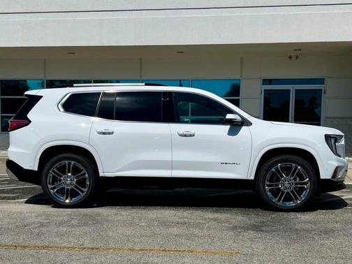 2025 GMC Acadia Denali