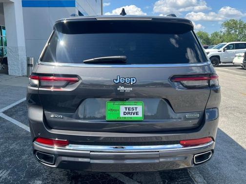 Metallic 2023 Jeep Grand Cherokee L Overland