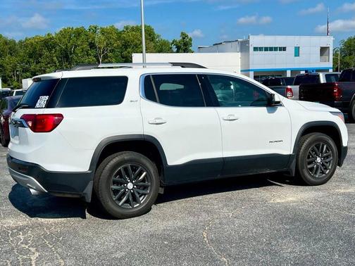2019 GMC Acadia SLT-1