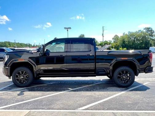 2025 GMC Sierra 2500 AT4