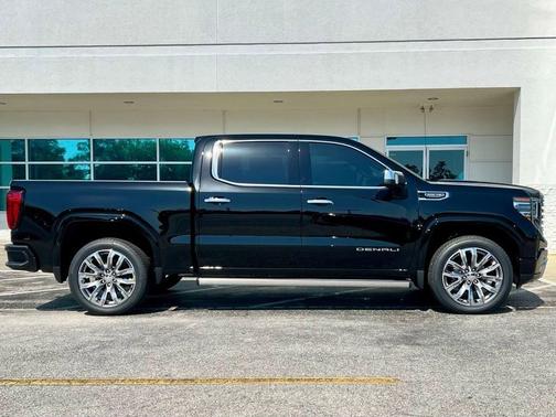 2025 GMC Sierra 1500 Denali