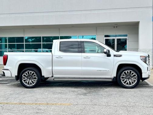 2024 GMC Sierra 1500 Denali Ultimate