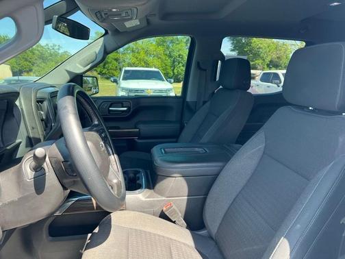 Summit White 2019 Chevrolet Silverado 1500 RST